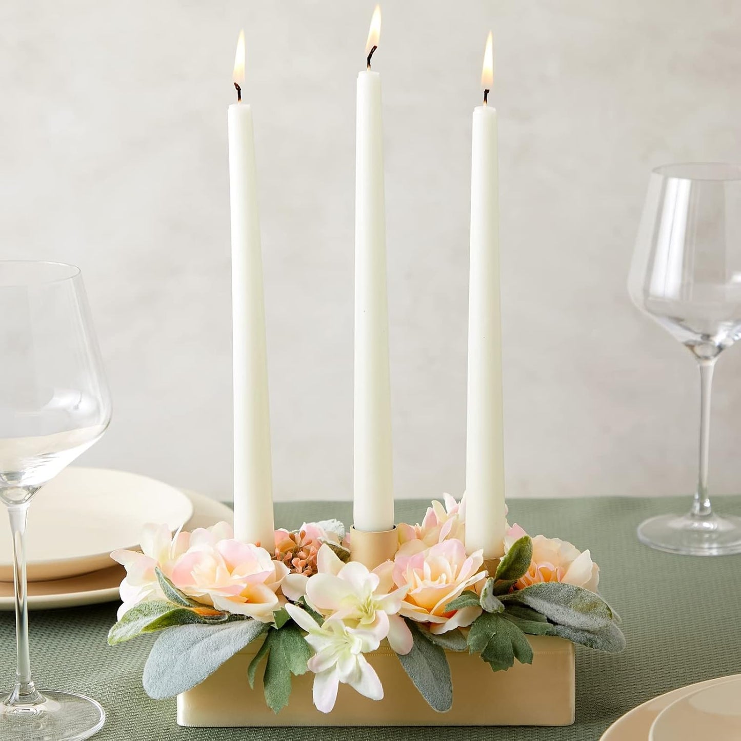 Juvale Green Plastic Candle Holders - 40-Pack, 1-Inch Diameter - Durable Picks for Floral Arrangements