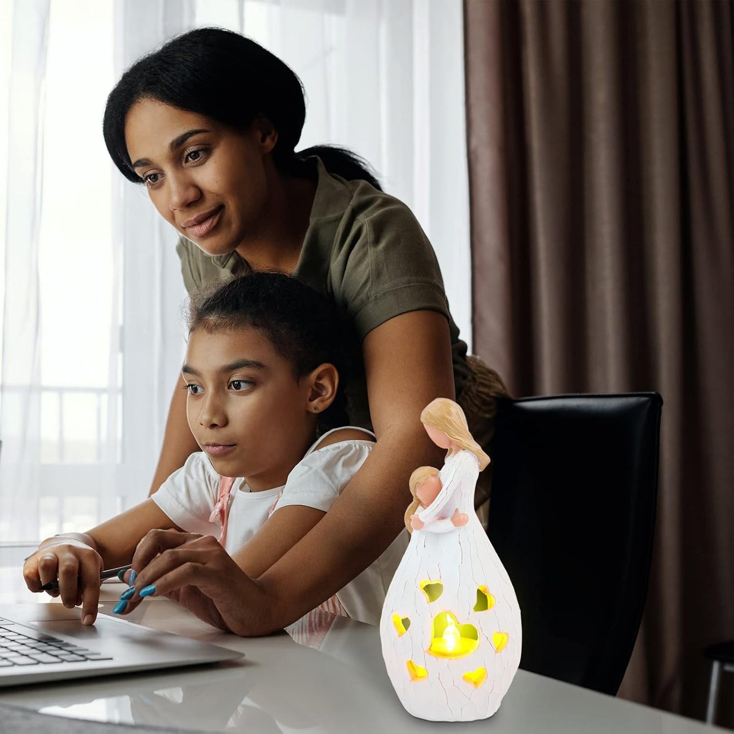 Skiennix Candle Holder Statue - Flickering LED Light for Mom | Perfect Gift for Birthdays & Special Occasions