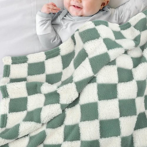HOMRITAR Checkered Baby Blanket - Soft Sage Green Fluffy 3D Chessboard Design | Reversible 30 x 40 Inch for Infants