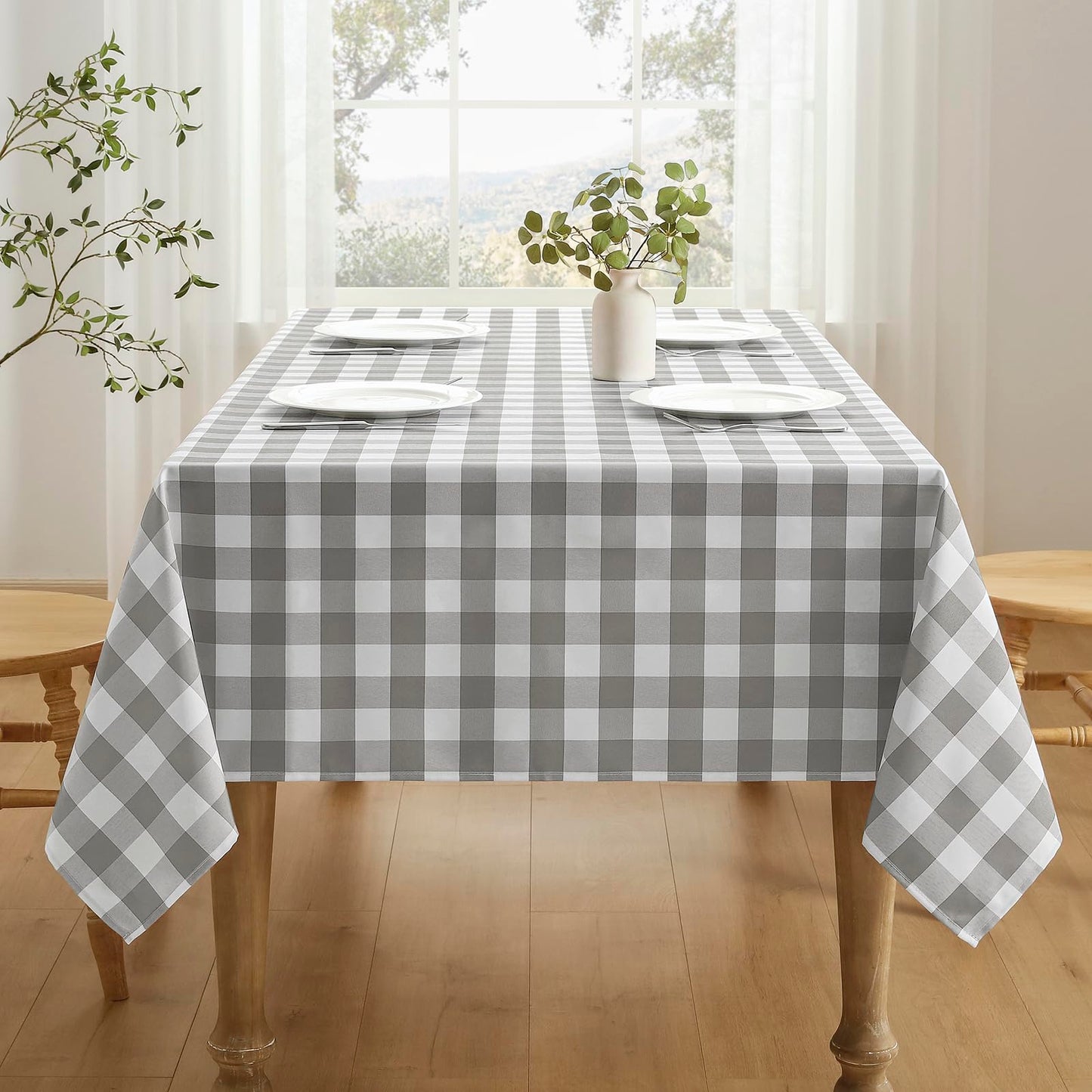 Veblandy Checkered Tablecloth Rectangle Waterproof Gingham Table Cloth Washable Buffalo Plaid Table Cover Wrinkle Free for Kitchen, Dining and Outdoor Picnic, 52 x 70 Inch, Light Grey and White