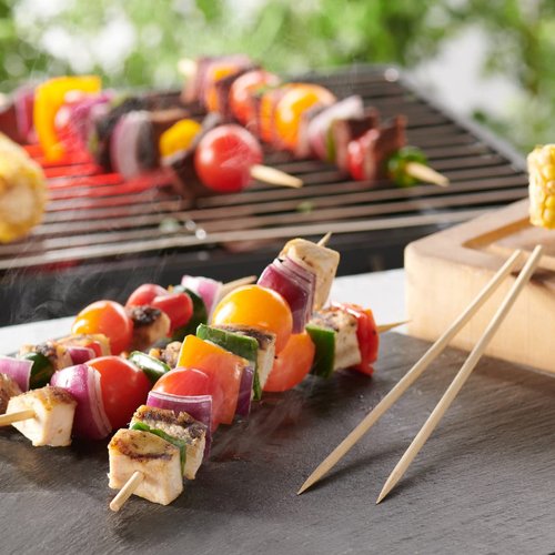 GUSTO [8 Inch - 100 Count] Bamboo Skewers for Shish Kabob, Grilling, Fruits, Appetizers, and Cocktails (Formerly Comfy Package)