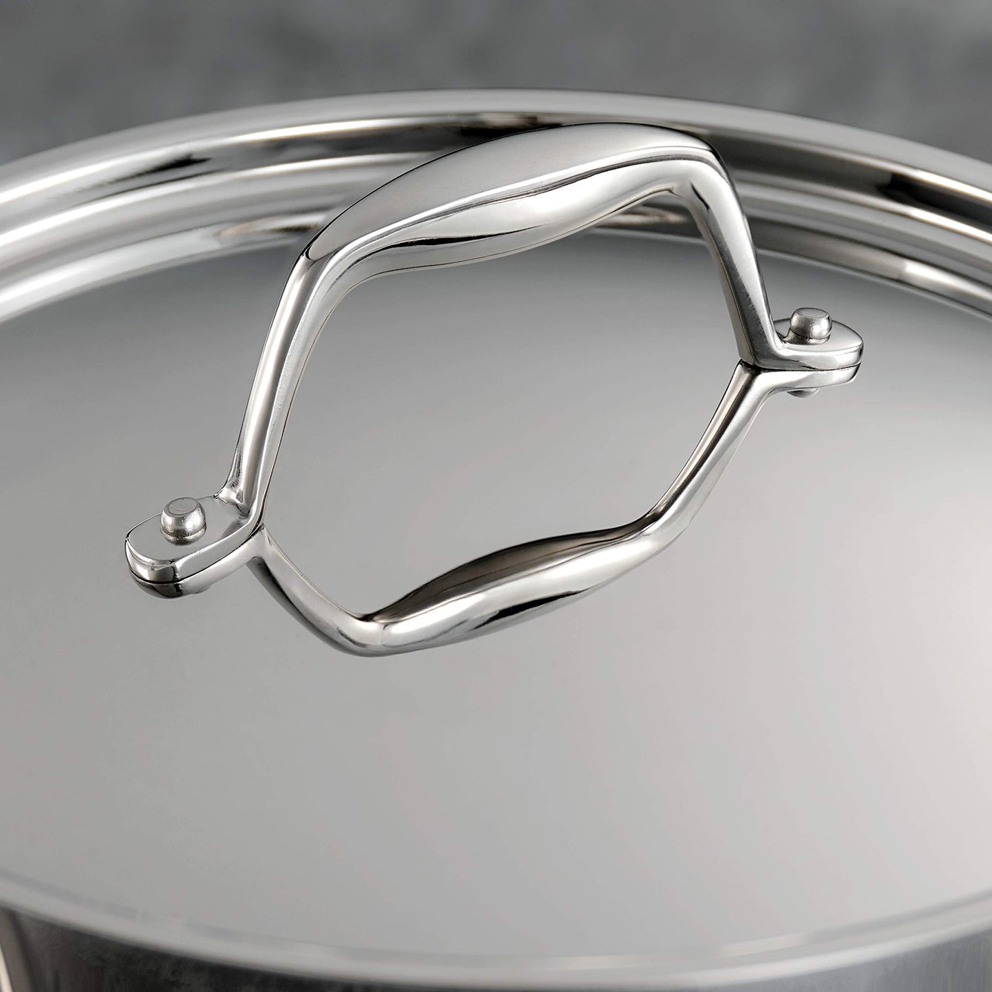 Tramontina Signature Tri-Ply Clad Stainless Steel 5-Quart Dutch Oven Pot with Lid, Induction-Ready, Dishwasher-Safe, NSF-Certified, Made in Brazil