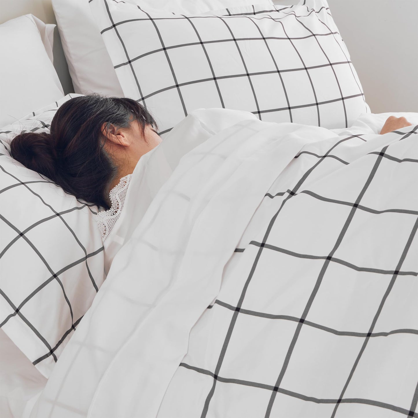 SLEEP ZONE 7 Pcs Comforter and Sheet Set Queen Size, Grey Grid Luxury Fluffy Soft Down Alternative Comforters with Flat Sheet, Fitted Sheets, Pillowcase, White
