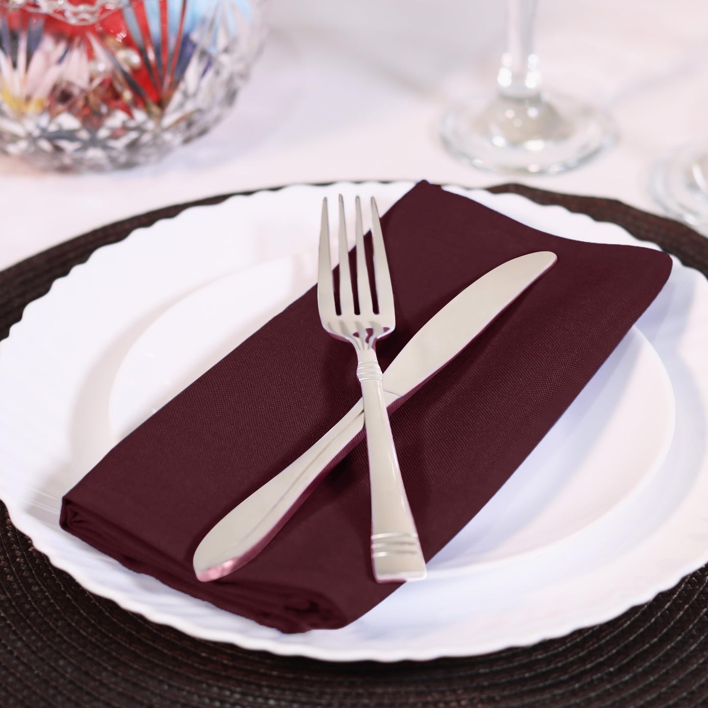 Utopia Home Burgundy Cloth Napkins (144 Pack, 20x20 Inches), Ideal Dinner Napkins for Party, Wedding and Lunch/Dinner