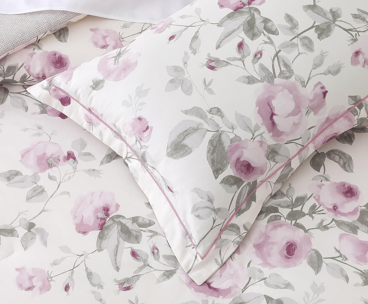 SLEEPBELLA Comforter Twin Size, 600 Thread Count Cotton White Print with Purple Flowers Reversible Comforter Sets, Down Alternative Bedding Set 2Pcs(Twin, Purple Floral)