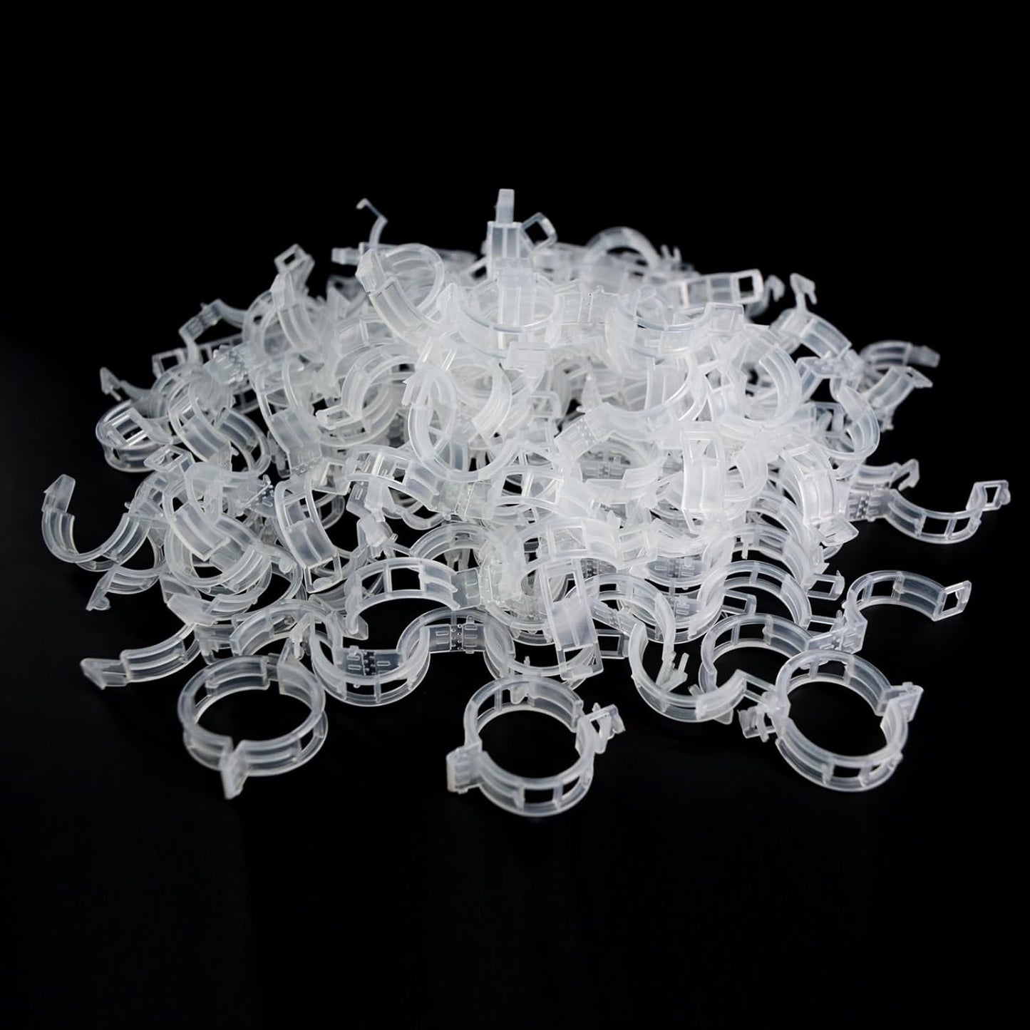 Tomato Clips - 100 Pack Clear Reusable Plant Support Clips for Climbing Vegetables & Vines