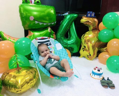 Dark Green Number 4 Balloon 40 Inch, 4th Birthday Party Decorations for Children, Giant 4 Foil Balloon for Party Supplies