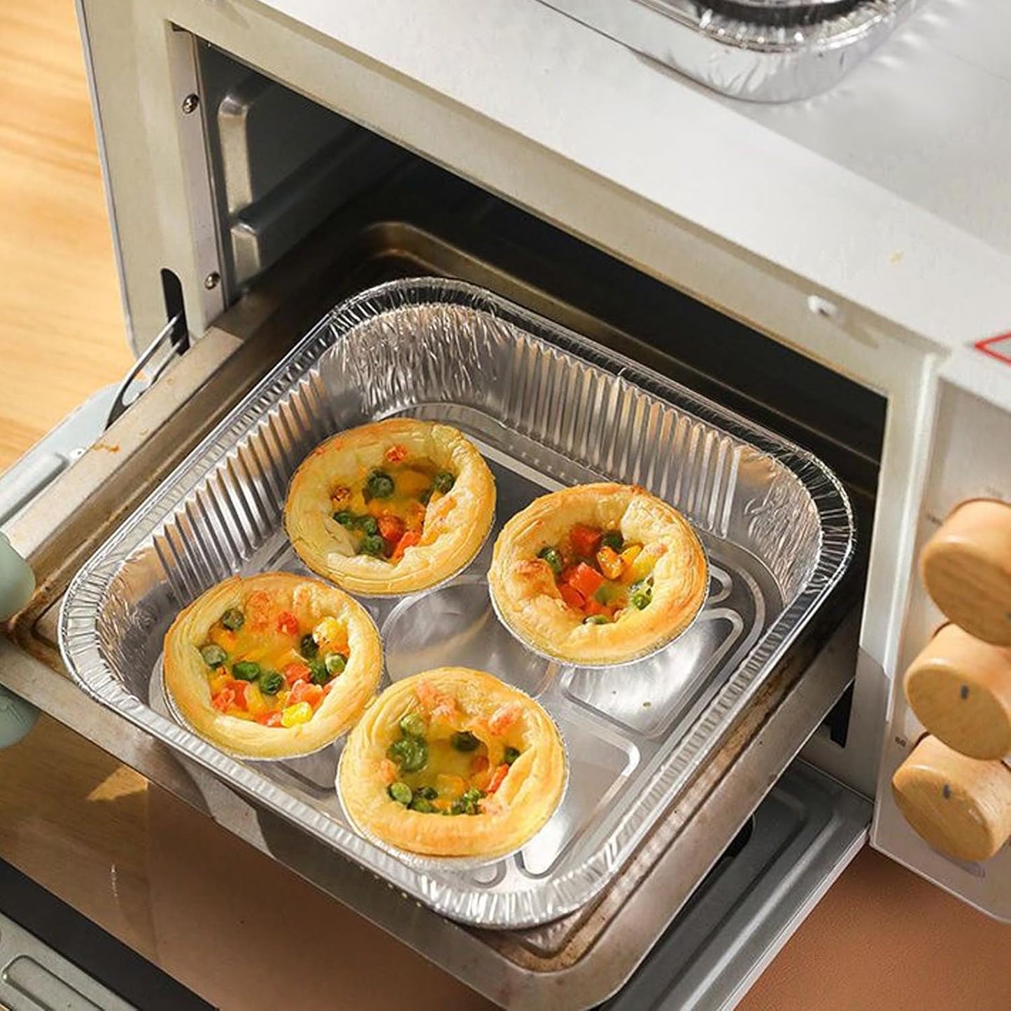 20 Pack Aluminum Foil Pans by [Brand Name] - 8-Inch Square Baking Trays with Lids for Easy Takeout
