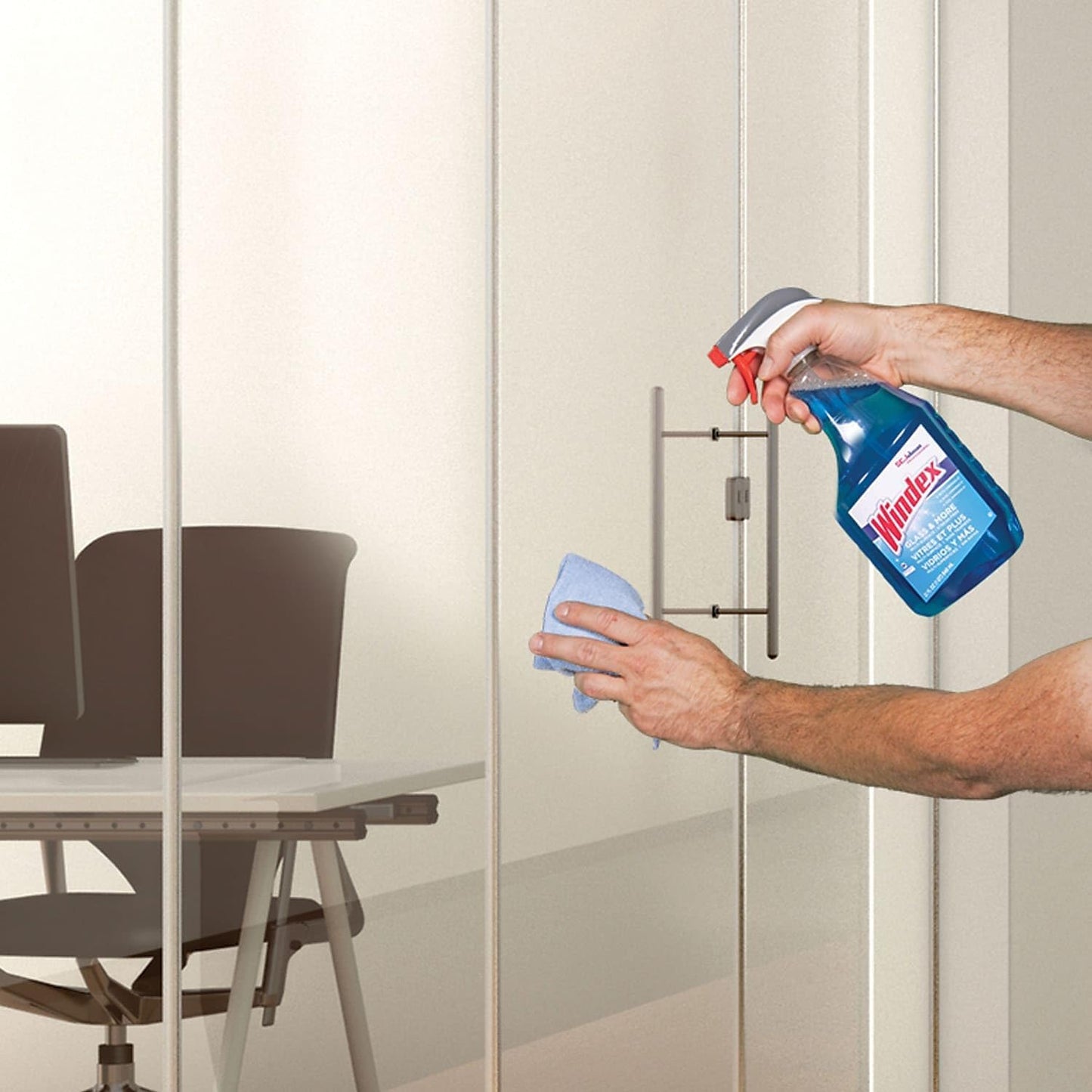 SC Johnson Windex Glass Cleaner - Streak-Free Shine, 32 oz, Blue | Perfect for Home & Office