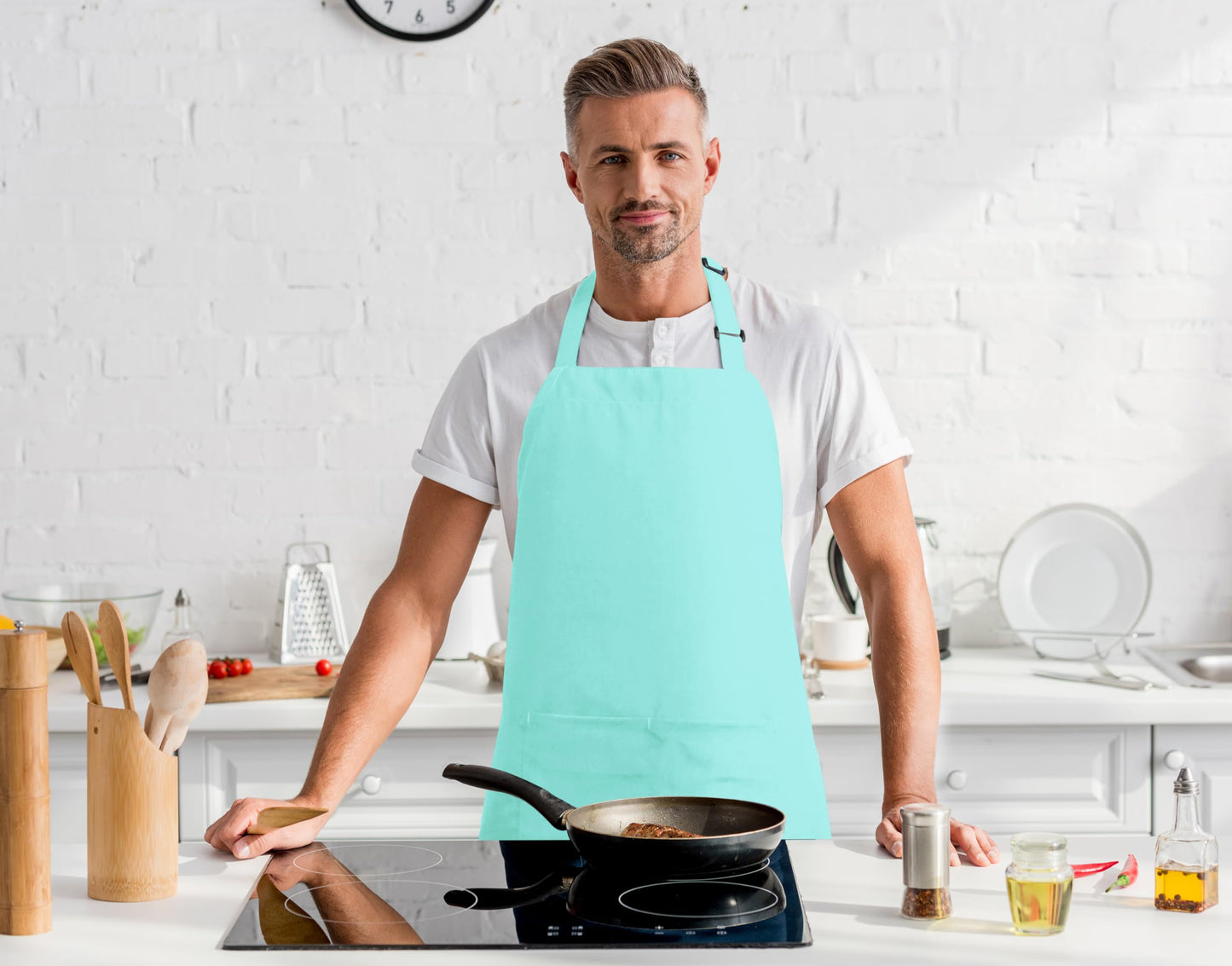 Utopia Kitchen 2 Pack Bib Apron, Adjustable with 2 Pockets, Water and Oil Resistant, Cooking Kitchen Chef Apron for Women Men