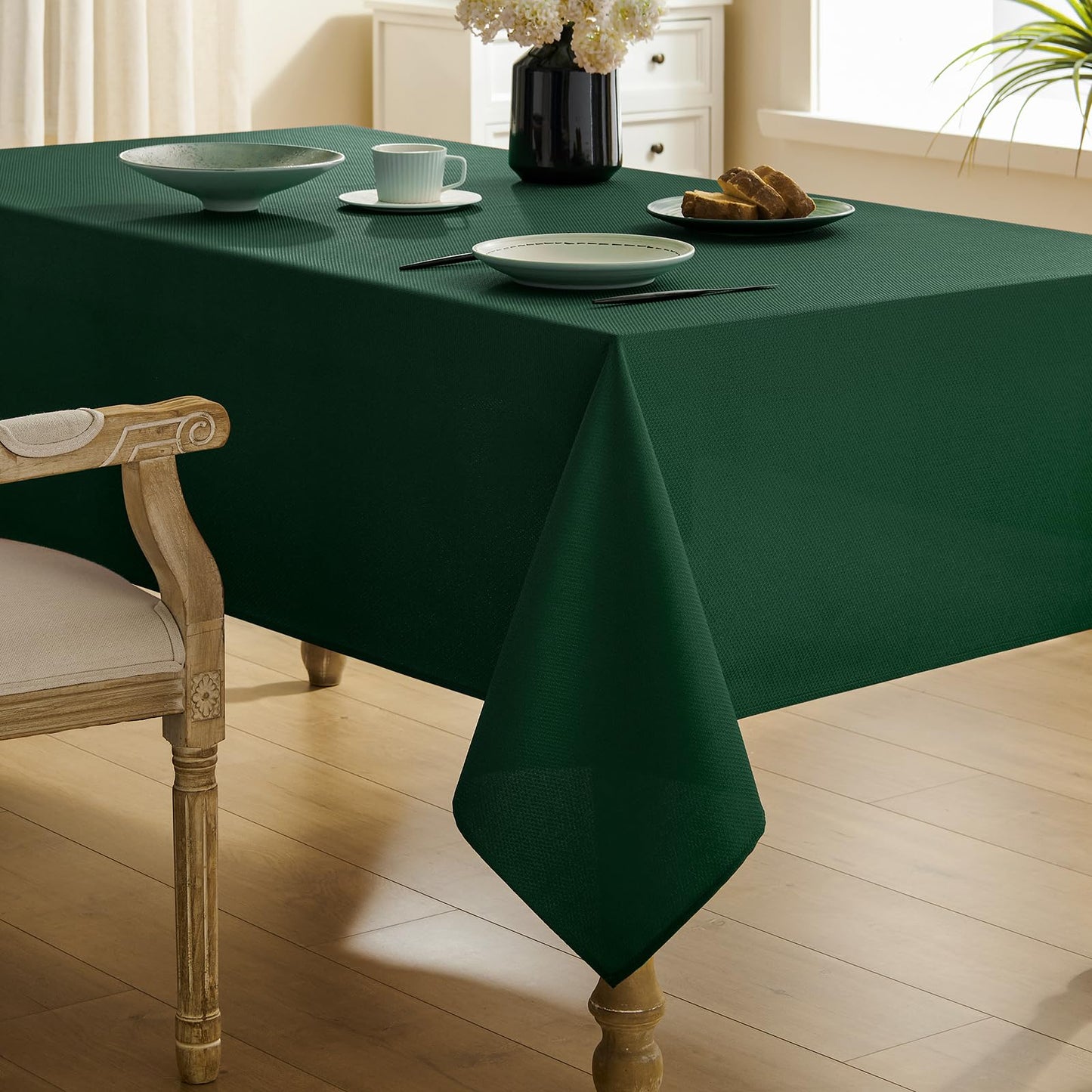 Veblandy Textured Tablecloth Rectangle Waterproof Table Cloth, Washable Table Cover Wrinkle Free Fabric Tabletop Decoration for Kitchen, Dining, Wedding, Parties, 52 x 70 Inch, Red