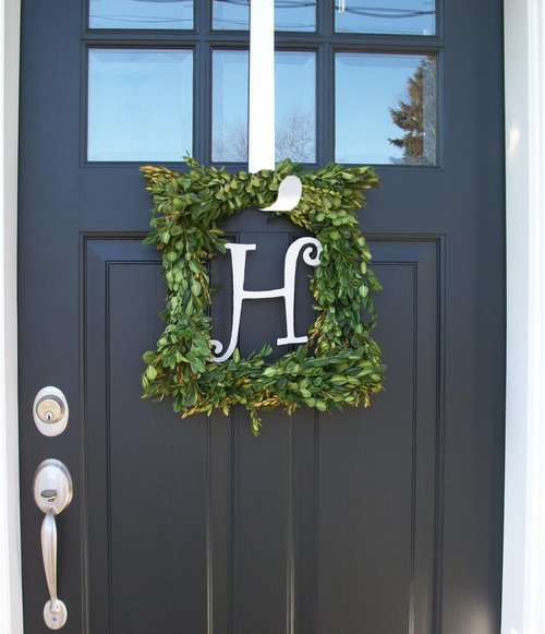 AnapoliZ Wreath Hooks - Elegant Metal Door Hanger for Coats, Towels & Holiday Decor | Sturdy White Design (1 Piece)