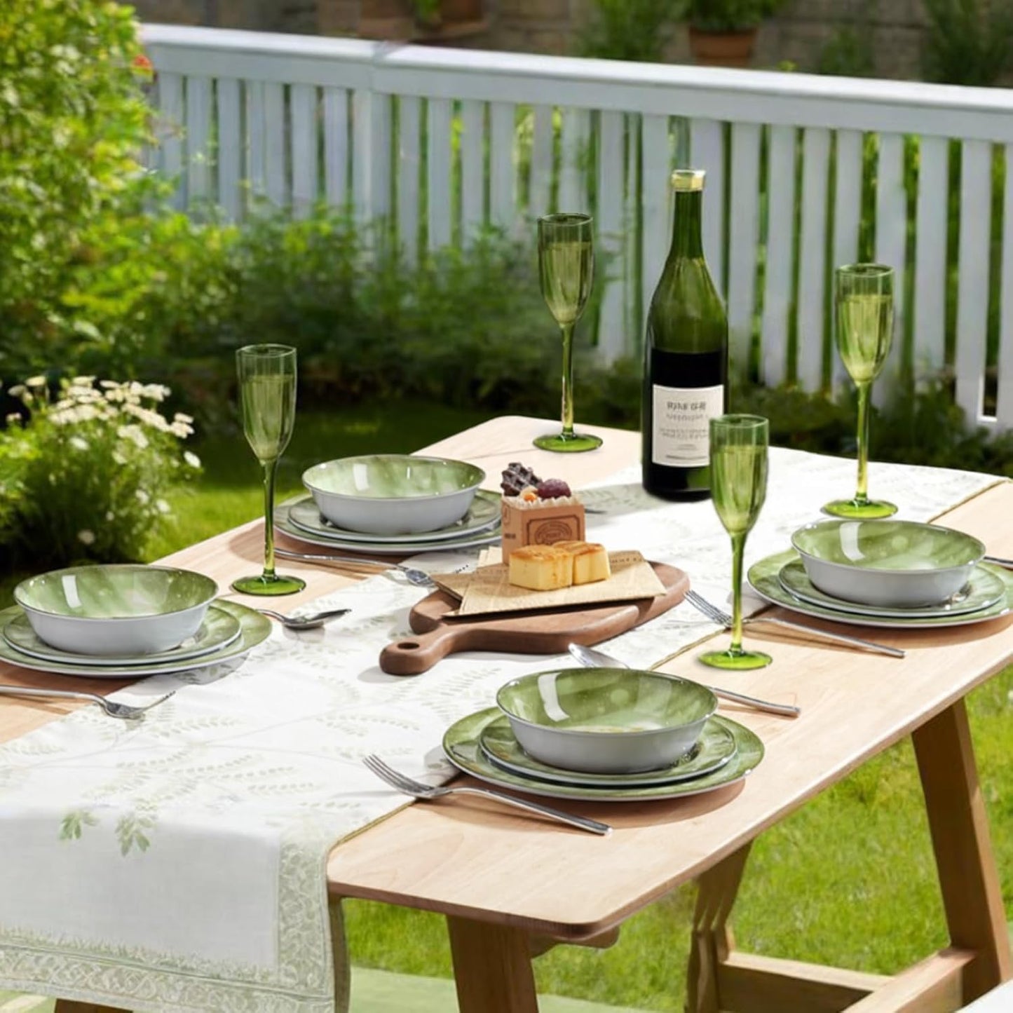 Skiennix 12-Piece Melamine Dinnerware Set - Lightweight Green Plates & Bowls for 4 | Shatterproof & Durable for Outdoor Use
