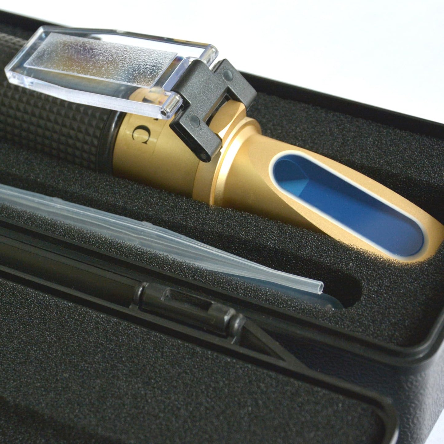4-in-1 Use Antifreeze DEF Refractometer for Automobile Antifreeze System, Diesel Exhaust Fluid, Battery Acid and Windshield Washer Fluid