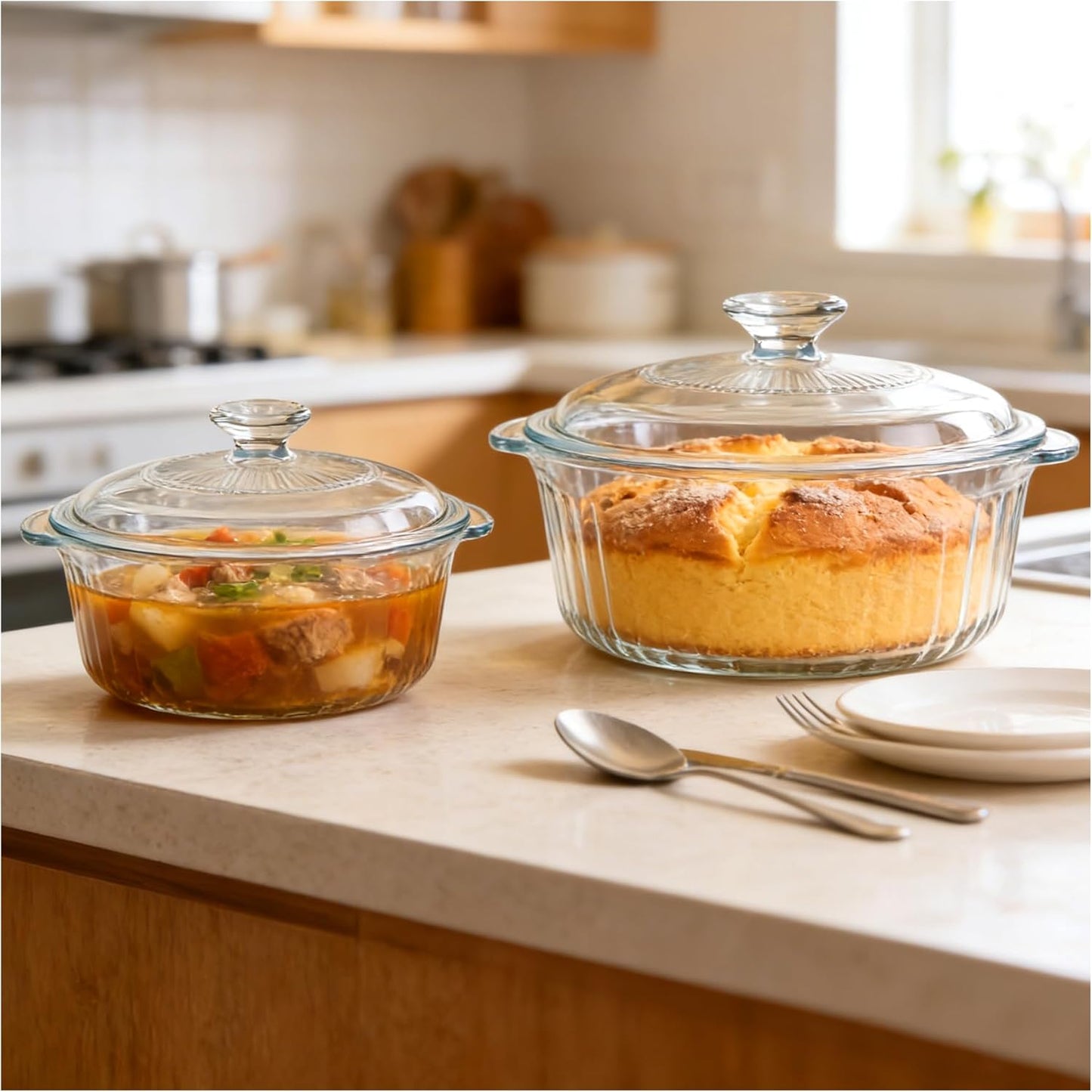Round Glass Casserole Dish With Lid - 2.4QT Borosilicate Oven Safe Cookware - Clear Baking & Serving Dish