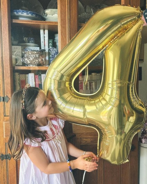 Champagne Gold 7 Balloon, Number Balloons 40 Inch, Light Gold 7th Birthday Decorations for Girls Kids, Party Decoration for Women, Number 7 Balloon