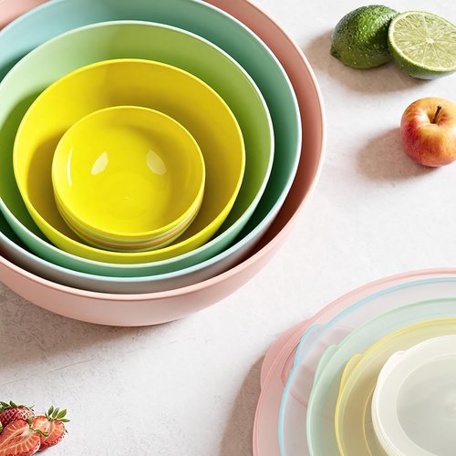 16-Piece Plastic Mixing Bowls Set by [Brand Name] - Nesting Bowls with Lids, 2-in-1 Spoon-Fork, Dishwasher & Microwave Safe