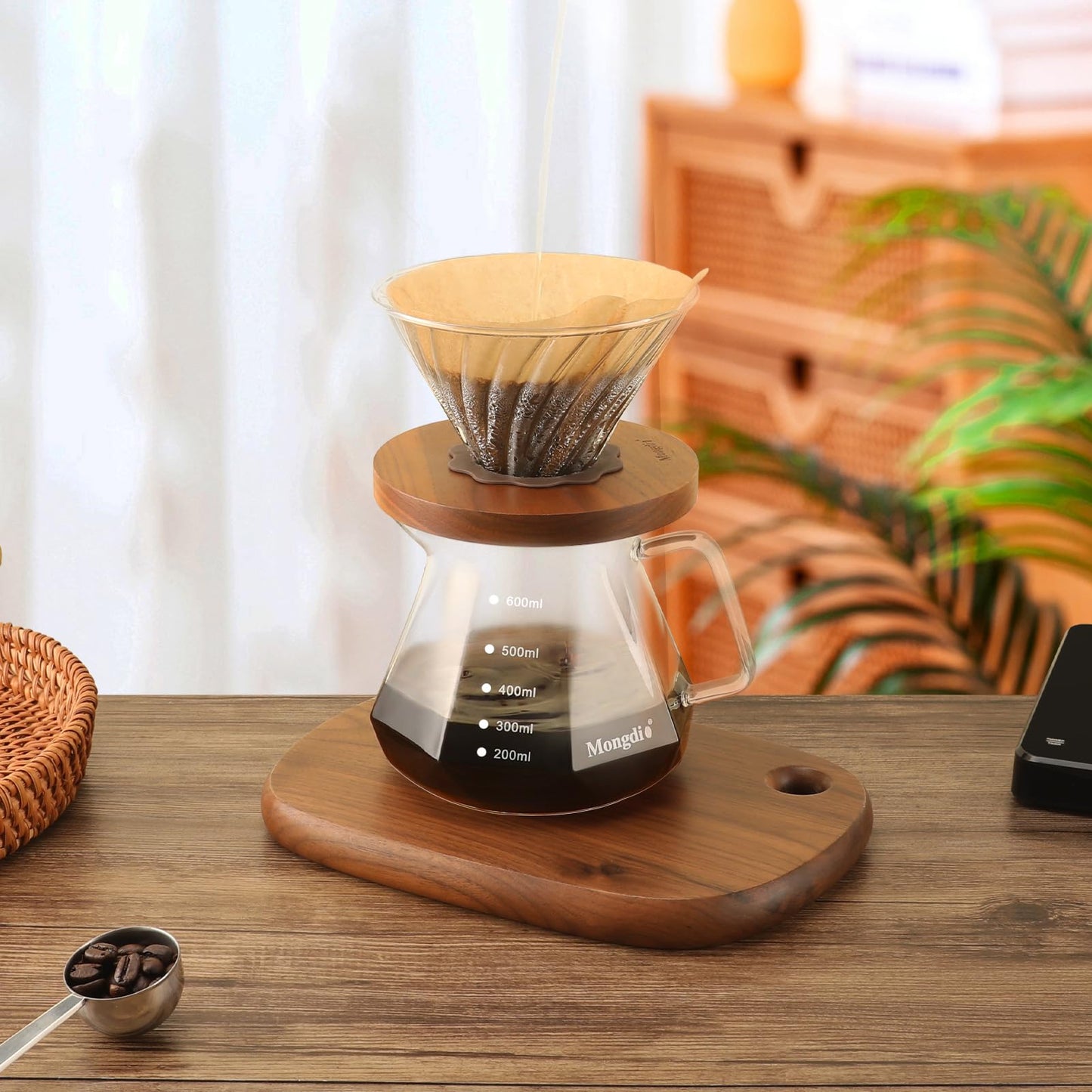 Mongdio Pour Over Coffee Maker, 20 oz High-Heat Borosilicate Glass Coffee Maker with 100pcs Paper Filters, 5 in 1 Drip Coffee Maker Set for Home Café Restaurant and Camping - 600ml, Clear