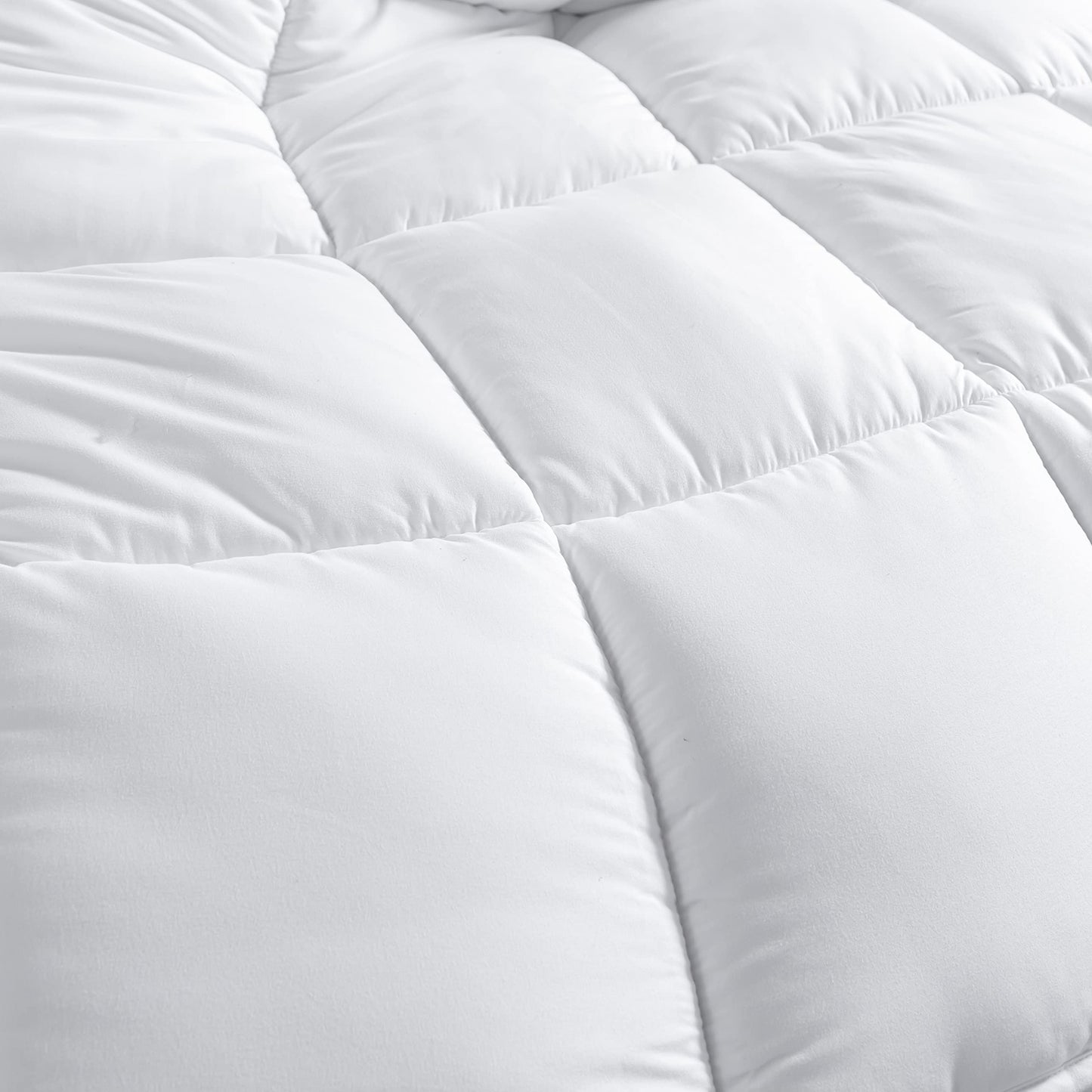 Winter Extra Warm White King Size Down Alternative Comforter, Heavyweight All Season Fiberfill Comforter Duvet Insert 106x90 with Corner Tabs - Ultra Soft Brushed Microfiber Shell