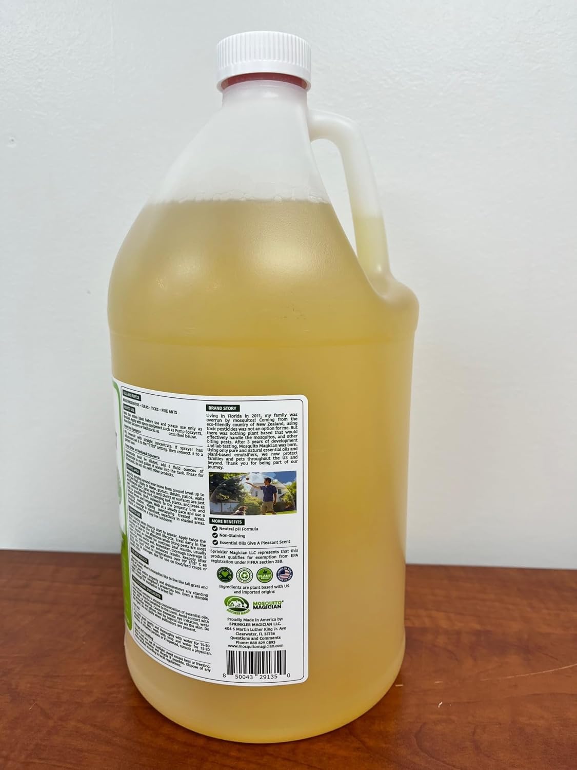 Mosquito Magician Liquid Concentrate - Pet Safe Outdoor Mosquito Repellent Yard Spray Treatment, 1 Gallon