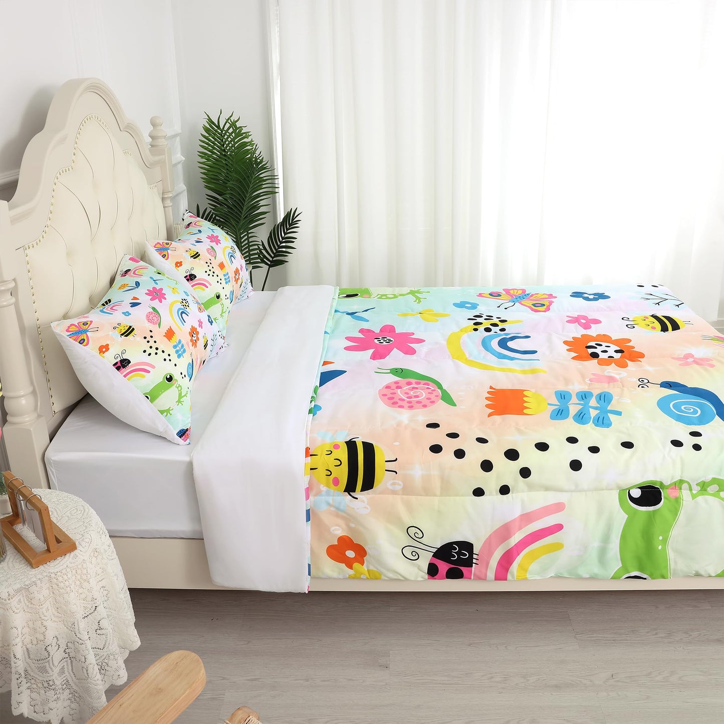 FUYEUN Rainbow Comforter Set Queen Size Cartoon Frogs Bedding Sets for Girls Kids Women Boys Flowers Butterfly Bees Snails Insects Cute Kawaii Quilt 1 Comforter + 2 Pillow Cases