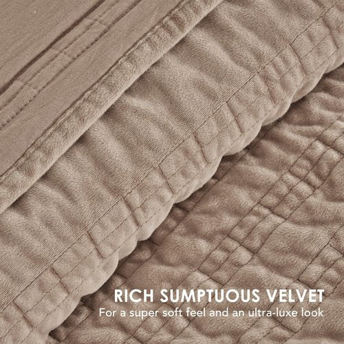 Evergrace King Size Quilt Set - Luxury Ultra Soft Ruched Bedding with 2 Shams | Lightweight Vintage Textured Bedspread in Khaki Tan