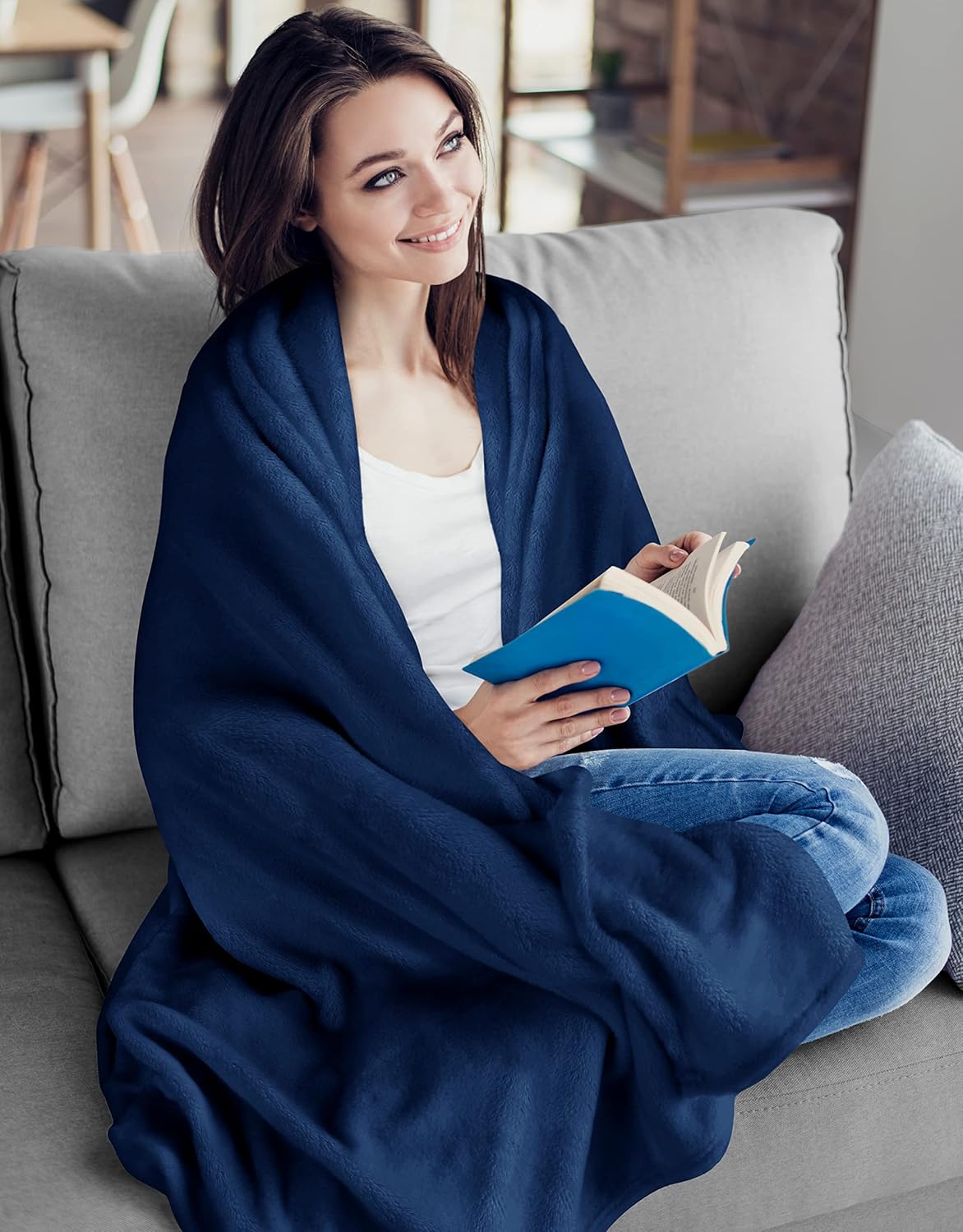 Utopia Bedding Fleece Blanket - Luxury Navy Microfiber Throw | Soft, Anti-Static, 50x60 Inch