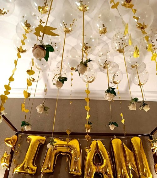 Bezente Gold Confetti Balloons - 12-Inch Helium Balloons with Golden Dots | 60-Pack for Parties & Events