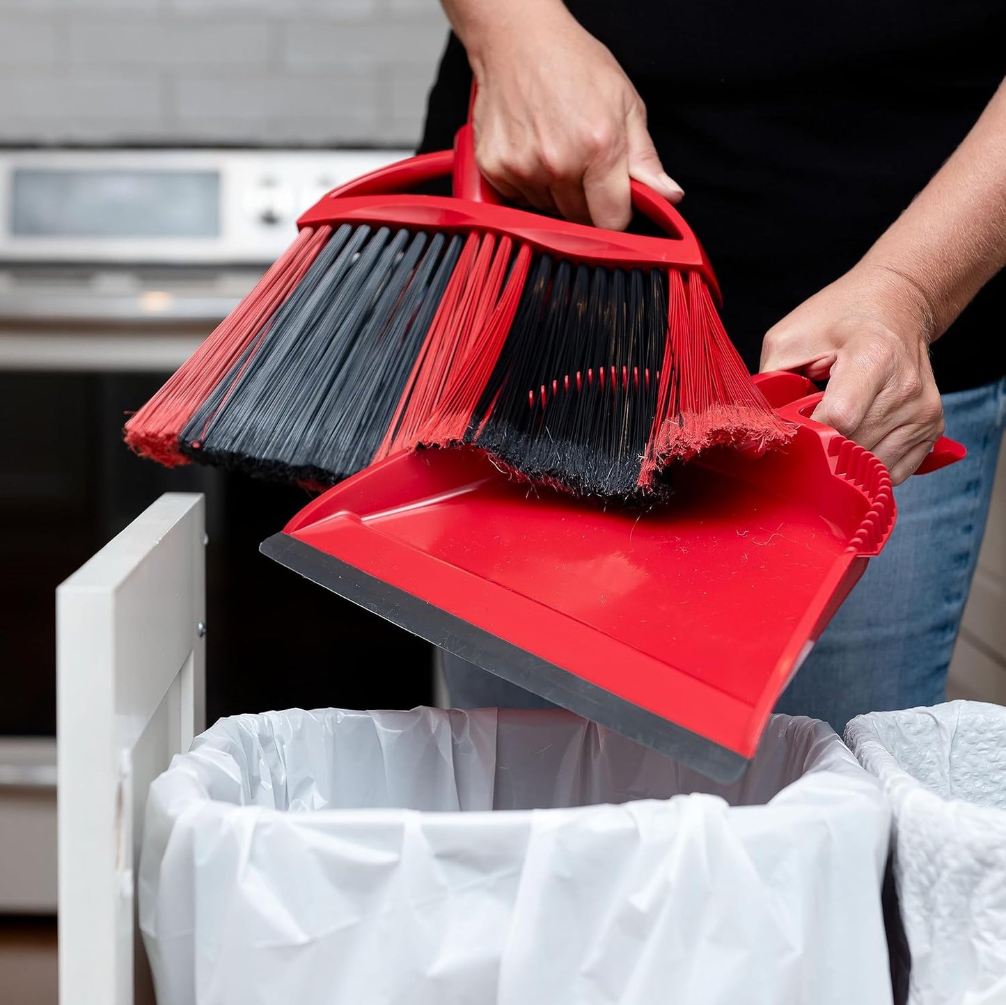 O-Cedar One Sweep Broom - Lightweight Step-On Dustpan for Effortless Cleaning | Ideal for Pet Owners