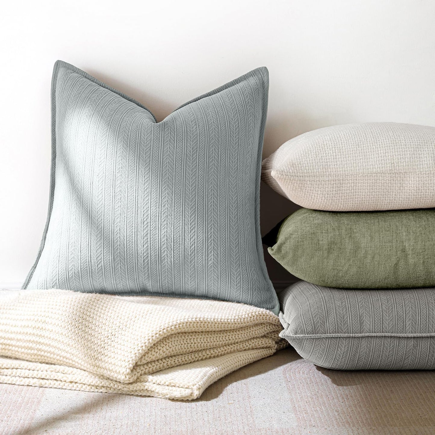 MIULEE Aqua Blue Decorative Couch Pillow Covers - Set of 2 Chenille Throw Pillows for Coastal Farmhouse Decor | 18x18 Inch