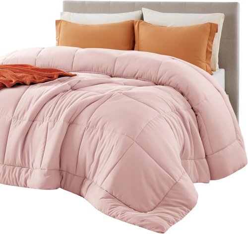 Bedsure Comforter Duvet Insert - All-Season Twin Size Quilted Bedding, GentleSoft Down Alternative, Pink 88 x 68 Inches
