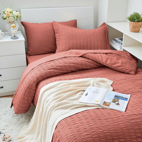 HYMOKEGE Twin XL Comforter Set - 5-Piece Seersucker Luxury Bedding Set for All Seasons | Includes Comforter, Sheets, Pillowcase & Sham