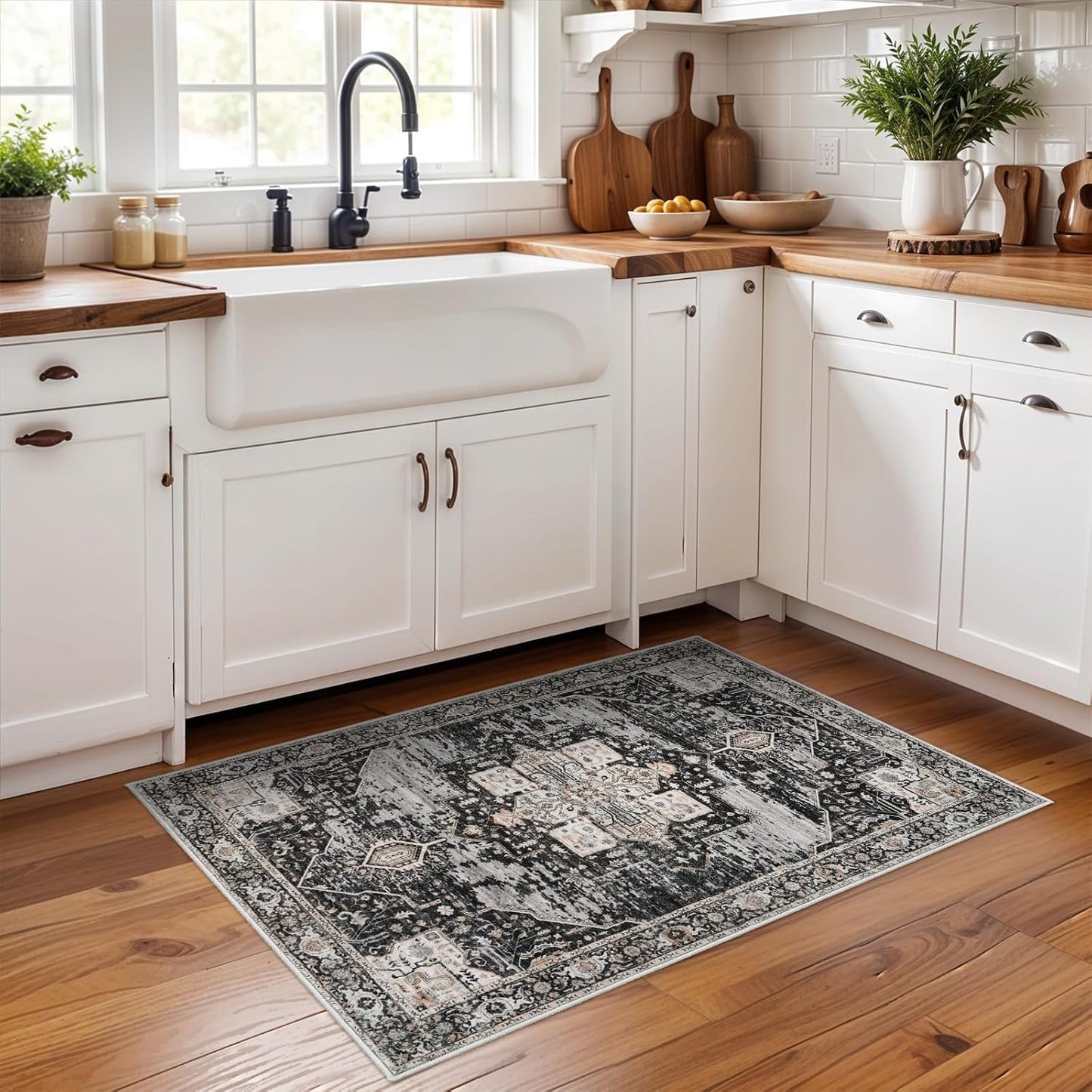 RUUGME Washable 2x3 Entryway Rug - Non-Slip Indoor Door Mat for Bathroom & Kitchen - Black Farmhouse Decor