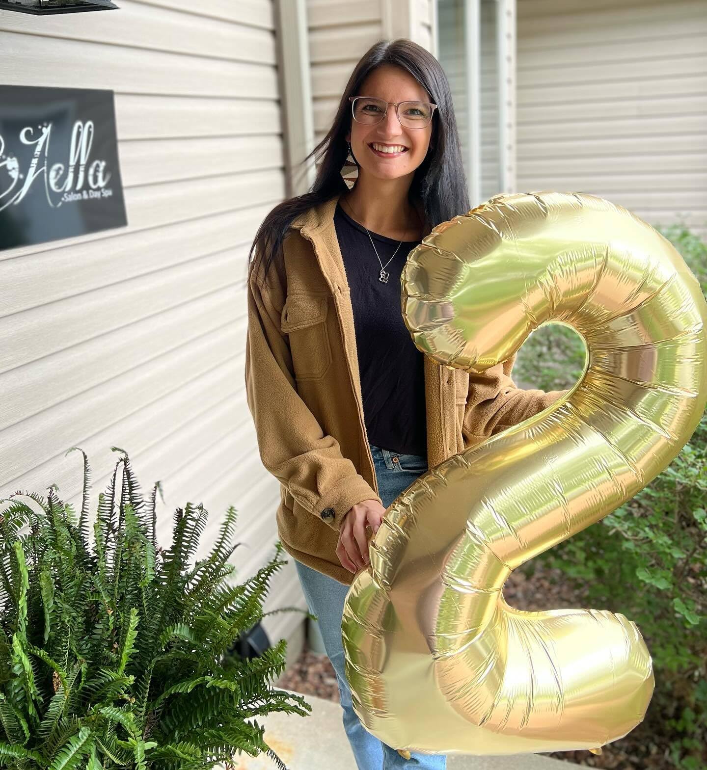 Light Gold Number 6 Balloon 40 Inch, 6th Birthday Party Decorations for Children, Giant 6 Foil Balloon for Party Supplies