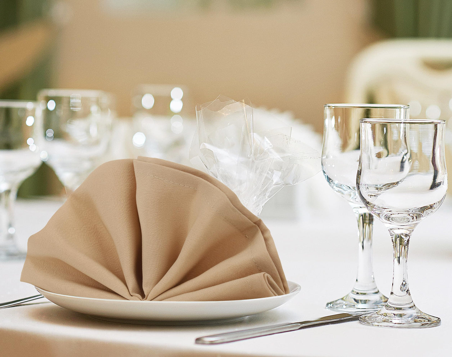 Utopia Home Beige Cloth Napkins (12 Pack, 20x20 Inches), Ideal Dinner Napkins for Party, Wedding and Lunch/Dinner