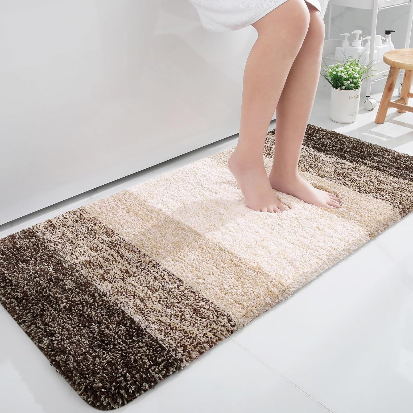 OLANLY Large Bath Rugs - Extra Soft Microfiber, Quick Dry & Washable | 50x30, Light Brown