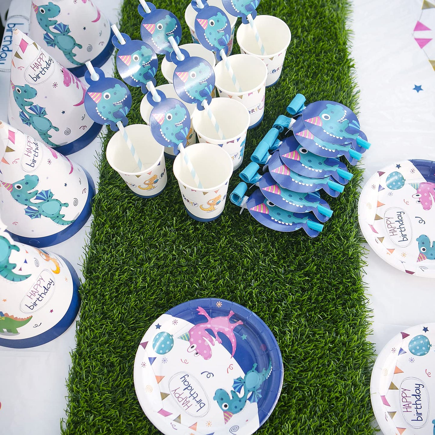 14" x 144" Artificial Grass Table Runner, Perfect for Parties, Birthdays, Restaurant Decoration, Bridal and Baby Showers, Spring, Fall Holidays, Receptions, Candy buffets, Dessert Tables, Wedding