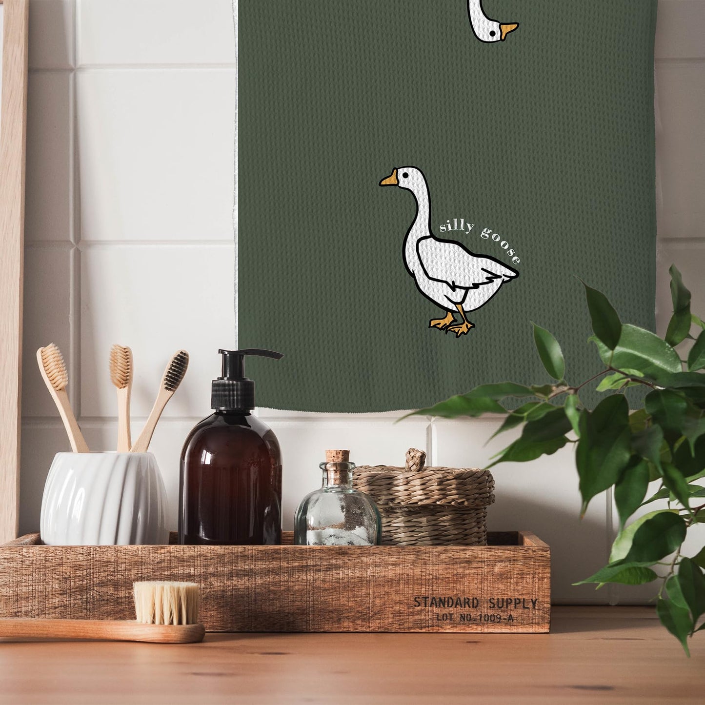 TNUW Silly Goose Kitchen Towels 16x24 – Funny Goose Decor for Kitchen or Bathroom, Dish Towels Gifts for Friends, Cute Goose Lover Present for Birthday or Housewarming