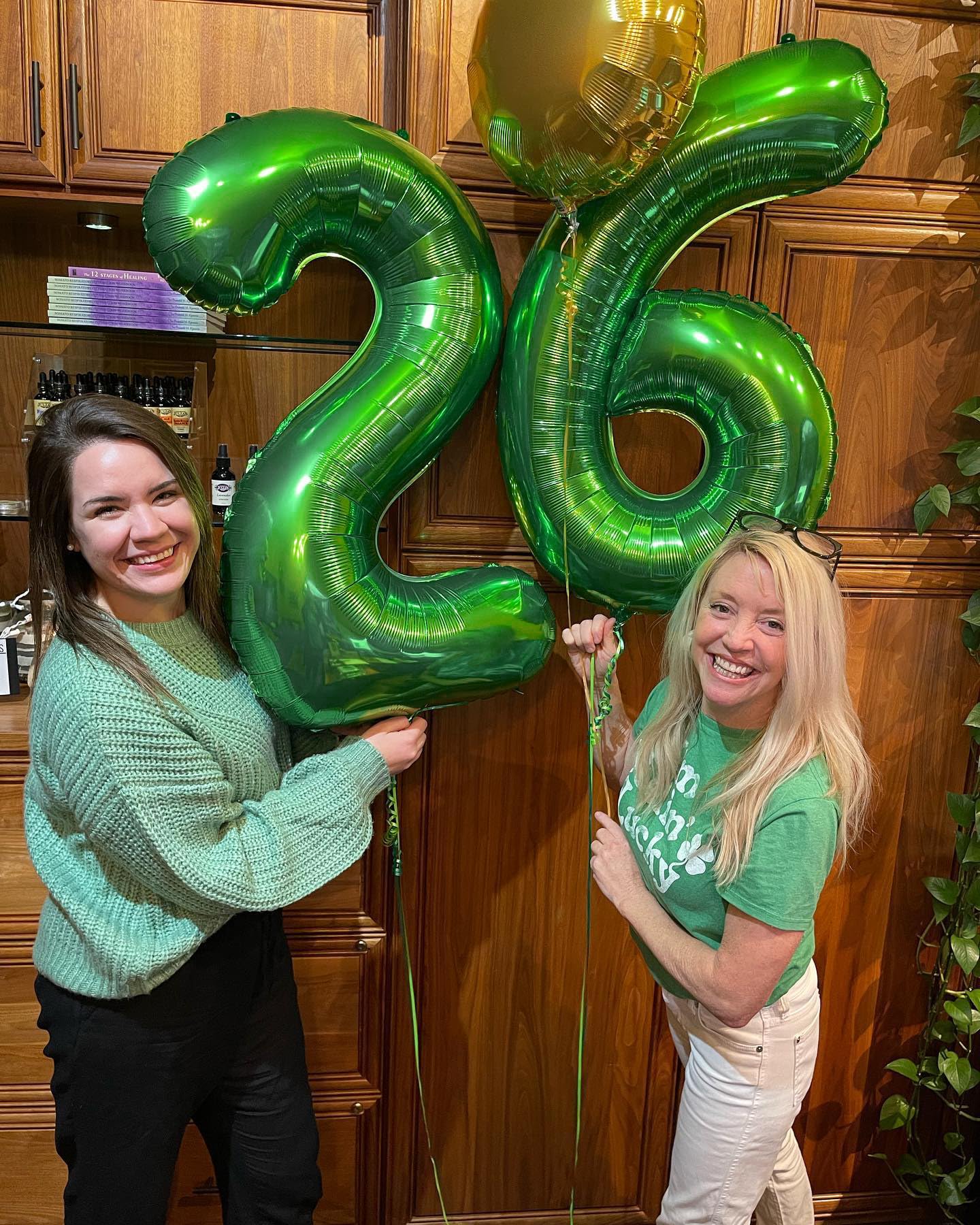 Dark Green Number 6 Balloon 40 Inch, 6th Birthday Party Decorations for Children, Giant 6 Foil Balloon for Party Supplies