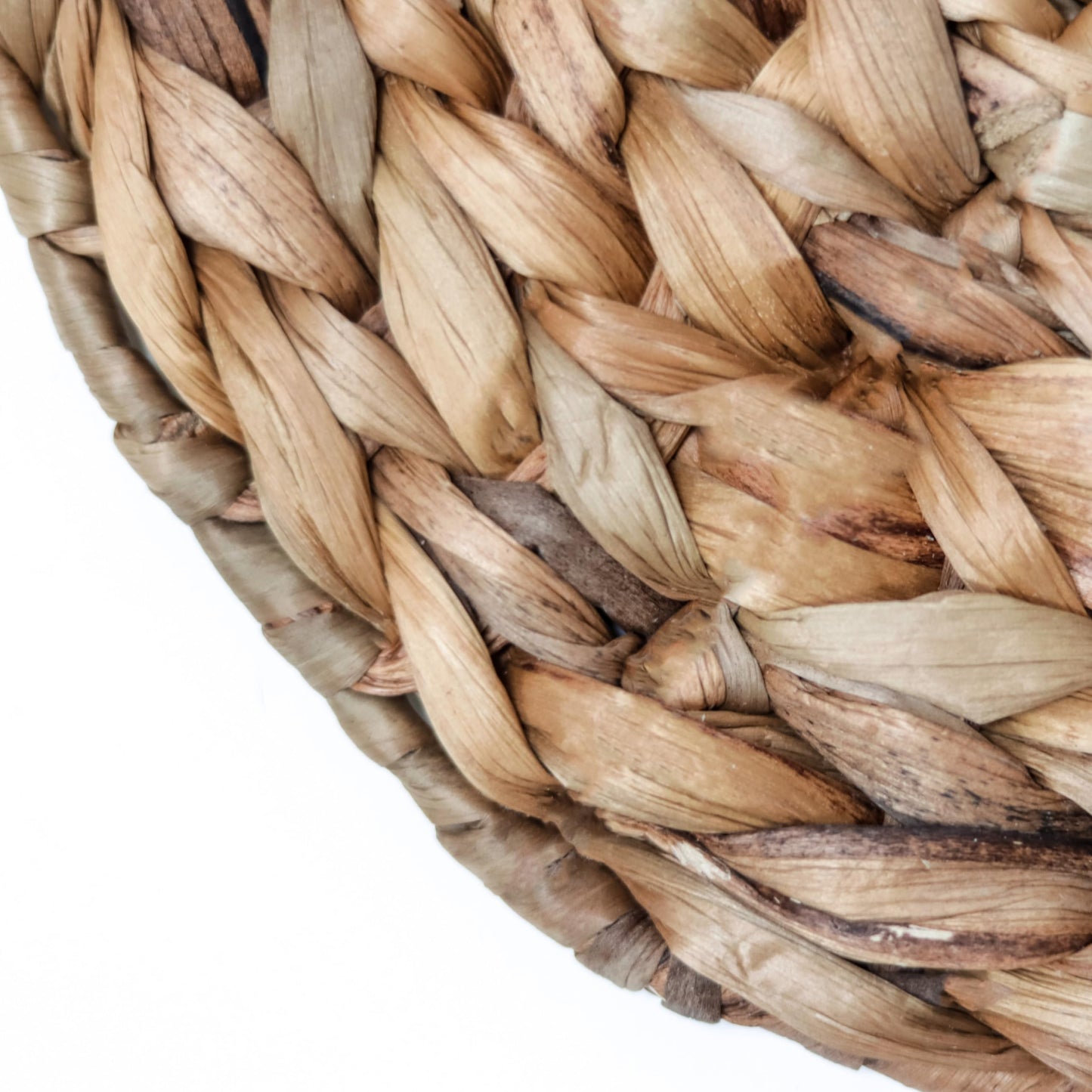 Wicker Round Woven Hyacinth Placemats by Trademark Innovations (Set of 4), Natural, 12" Diameter