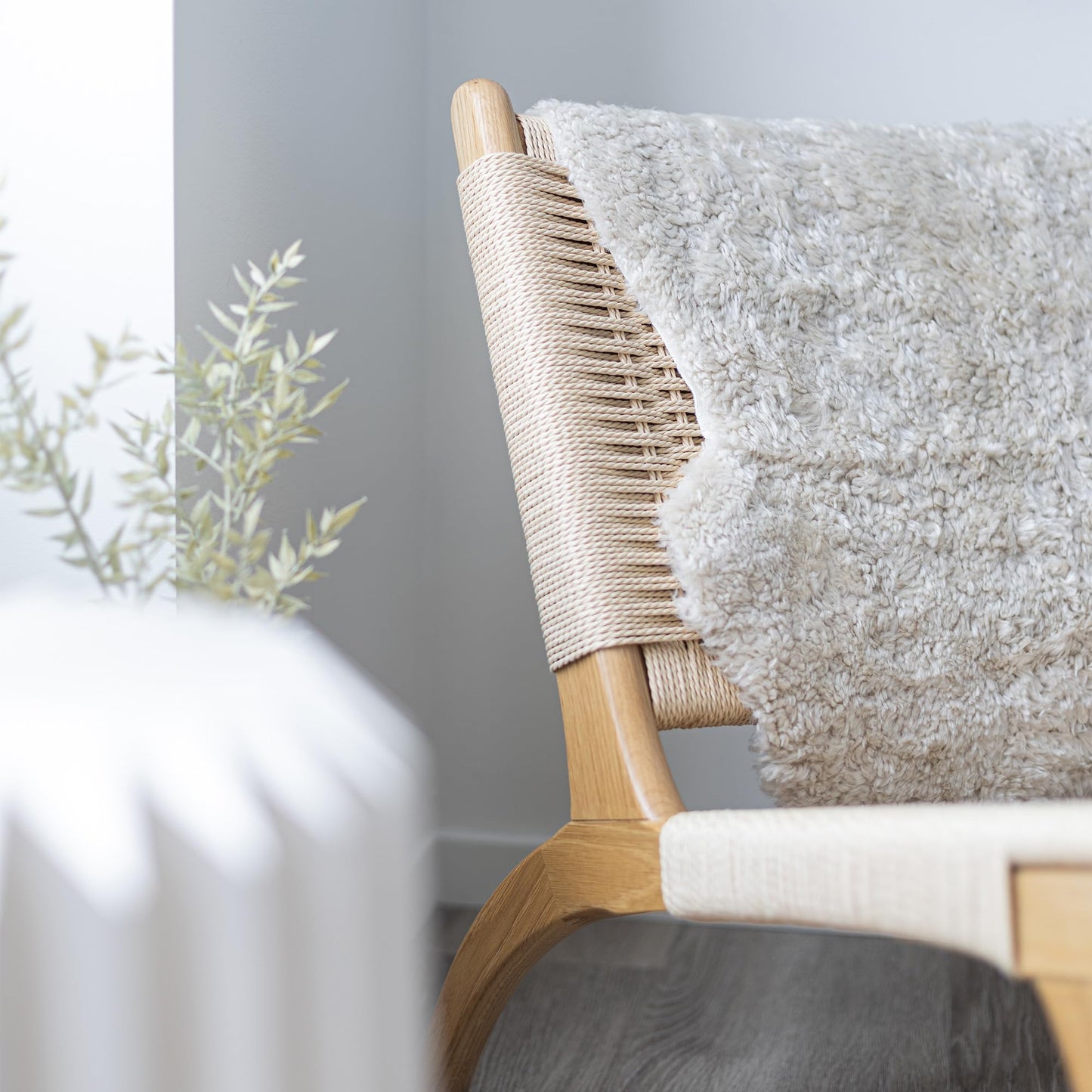 Nordic Sheep Real Sheepskin Rug Short Hair 2x3 ft | Bedside Rugs for bedrooms, Sofa, Chair or Dining Table | Each Sheepskin is Unique and Created by Nature | Small Fluffy Rug in Beige
