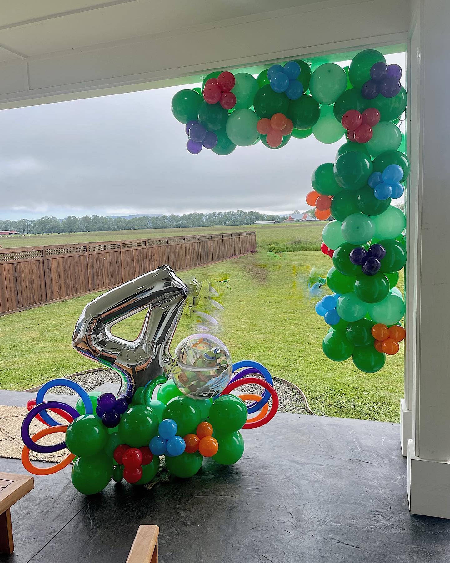 Silver Number 4 Balloon 40 Inch, 4th Birthday Party Decorations for Children, Giant 4 Foil Balloon for Party Supplies