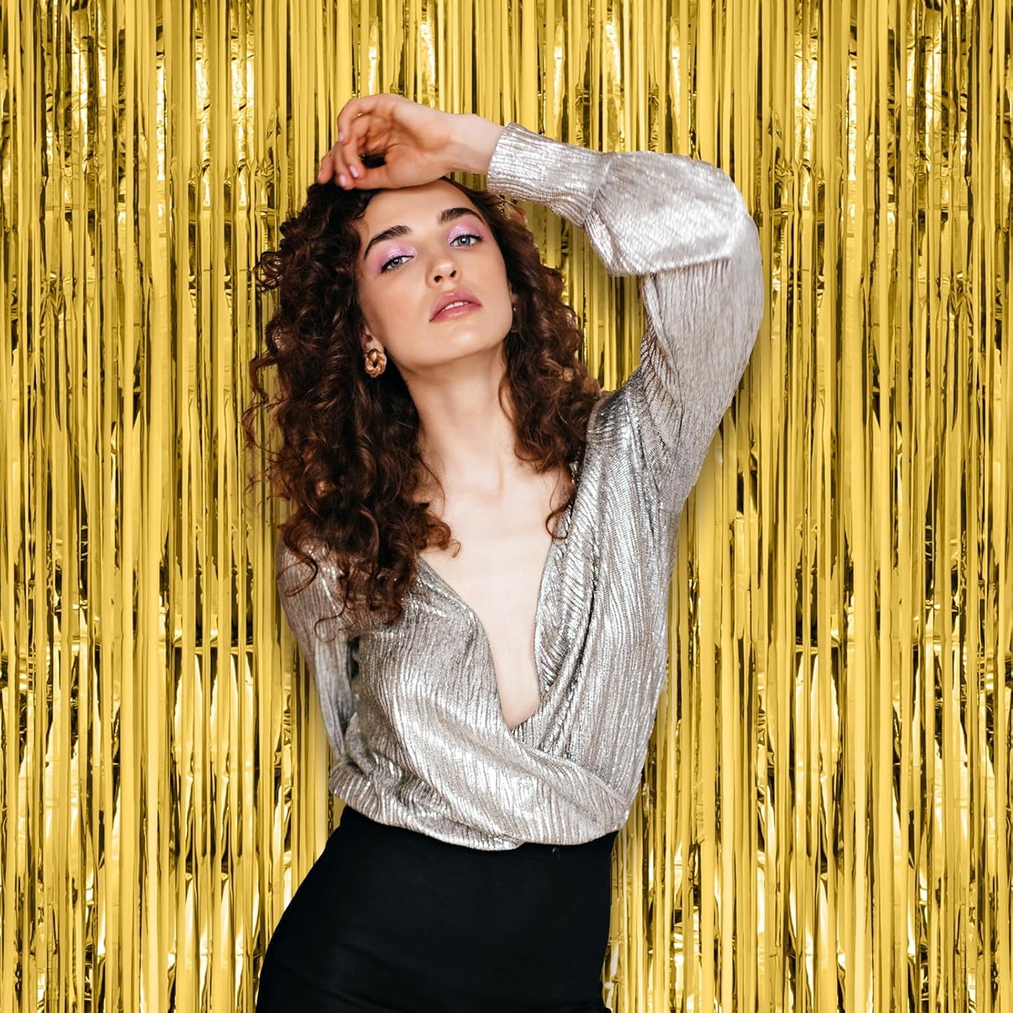 Voircoloria Gold Foil Fringe Backdrop Curtains - 2 Pack Tinsel Streamers for Parties & Events