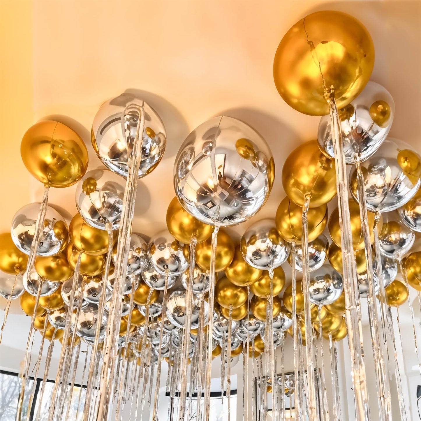 12Pcs Silver Round Foil Balloons, 22" 15" 10" 4D Ball Balloons, Metallic Silver Foil Balloon for Birthday Graduation Christmas New Year Eve Disco Party Backdrop Decorations