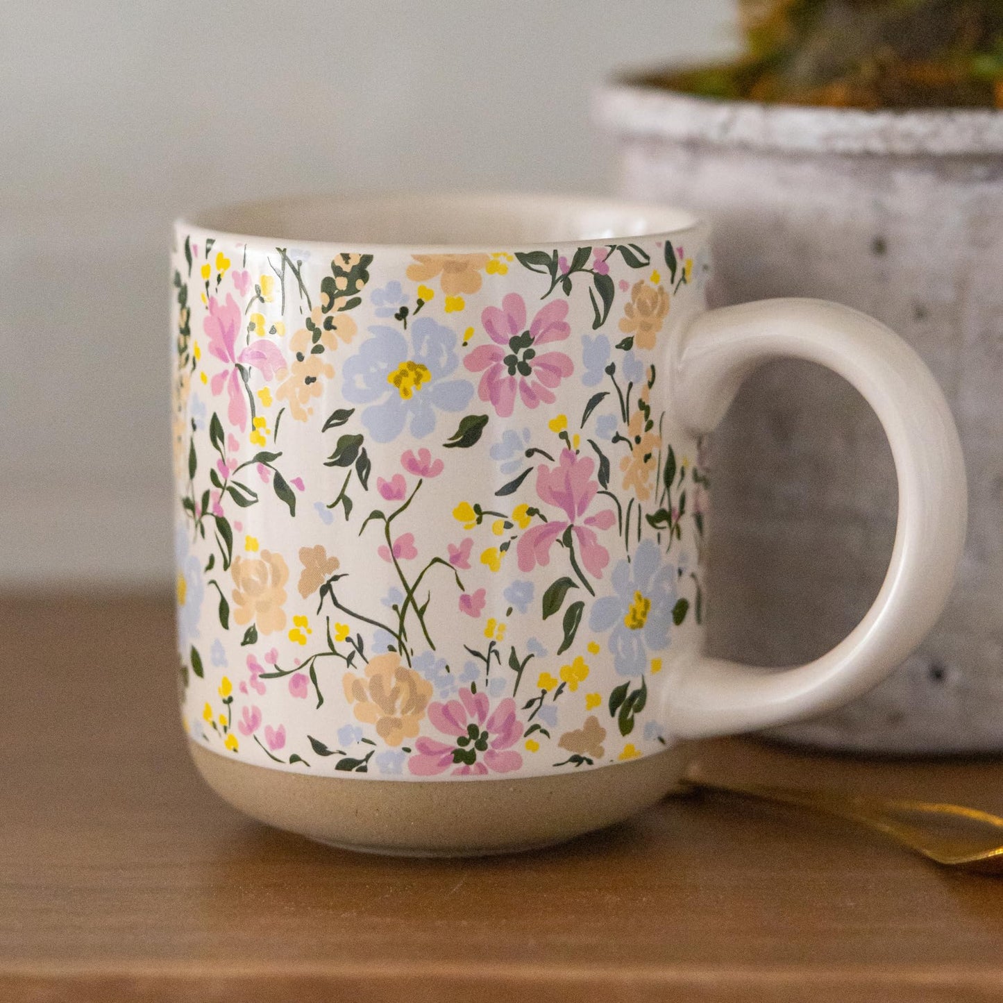 Sweet Water Decor Floral Stoneware Coffee Mugs - 14oz Cute Coffee Cups for Hot & Cold Drinks - Dishwasher & Microwave Safe - Spring Home Decor and Gift - Ideal Tea & Espresso Mugs