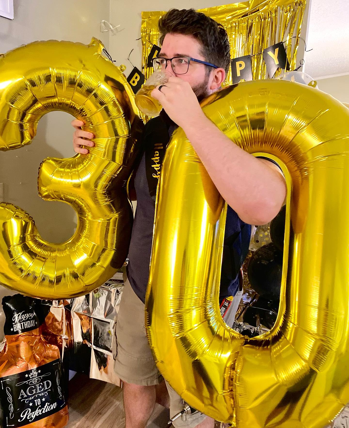 Gold Number 30 Balloon 40 inch, 30 Number Balloons, 30th Gold Birthday Decorations, 30 Year Old Women Men Golden Party Supplies