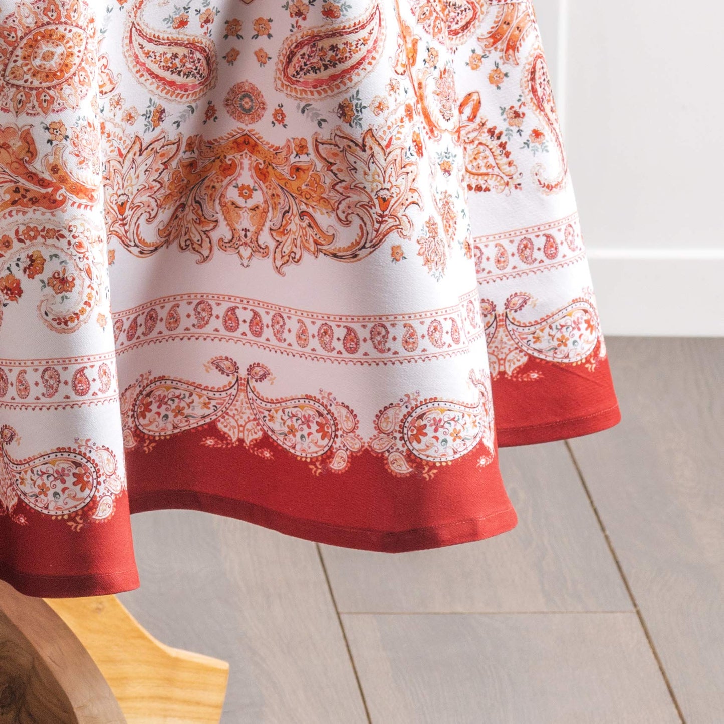 Maison d' Hermine Table Cloth Round Table 100% Cotton 63 Inches Fall Tablecloth Reusable Everyday Use for Thanksgiving Christmas Decorations Dining Farmhouse Party (Orient)