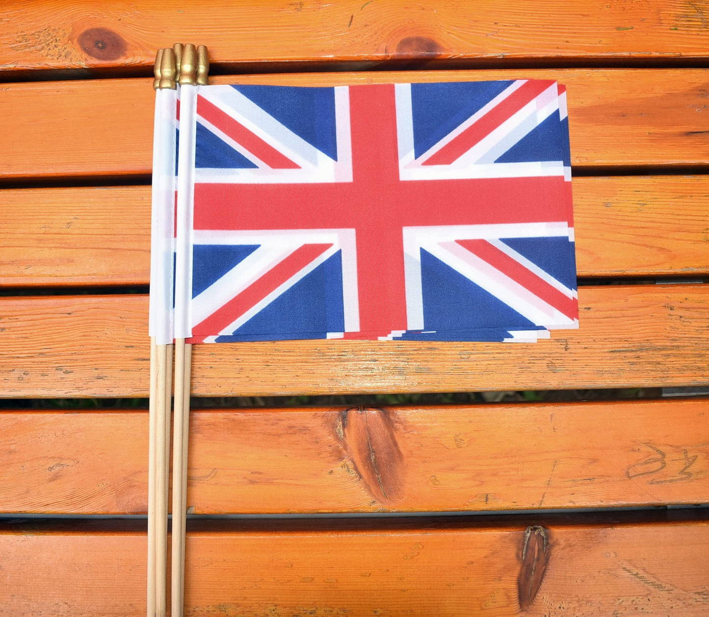 Ckexin 25Pack Small British UK Flag Handheld Mini Britain Flag on Stick 5x8 Inch