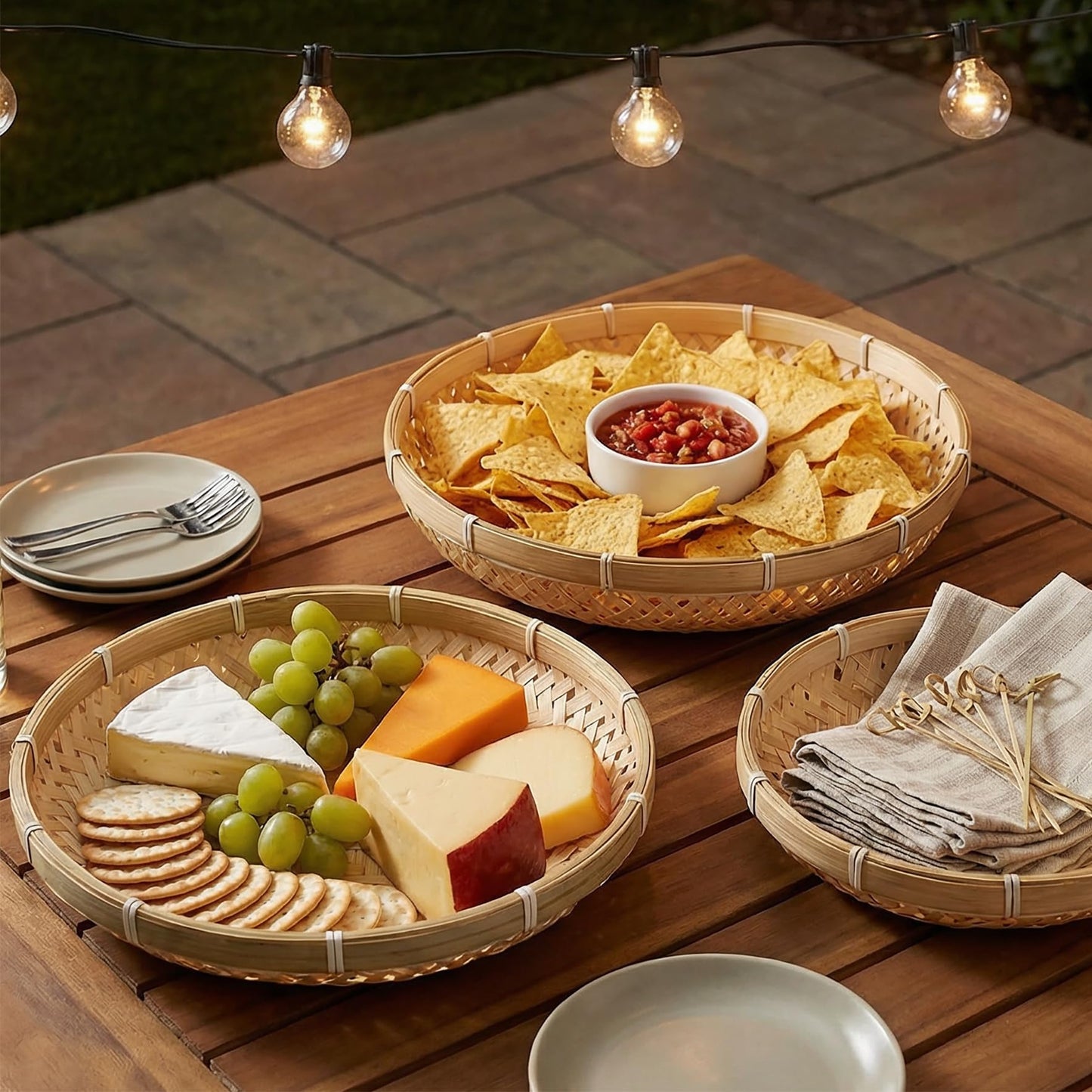 Hiceeden 3 Pack Round Bamboo Serving Trays, Decorative Wicker Basket Tray for Food, Natural Woven Shallow Tray for Fruit, Vegetables, Bread