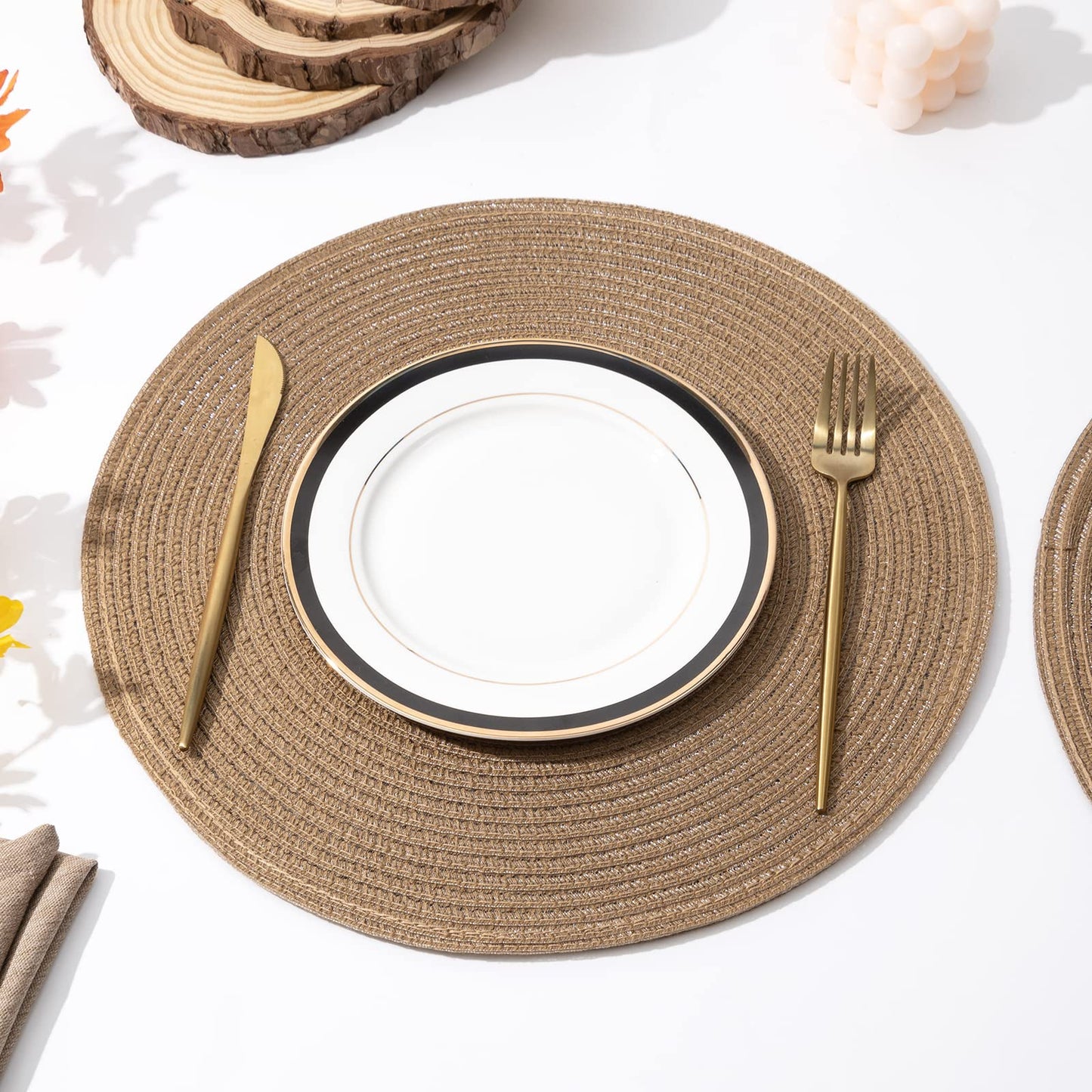 SHACOS Round Placemats Set of 4 Woven Braided Kitchen Table Placemats 15 inch Round Place Mats Washable Table Mats Indoor Outdoor, Brown